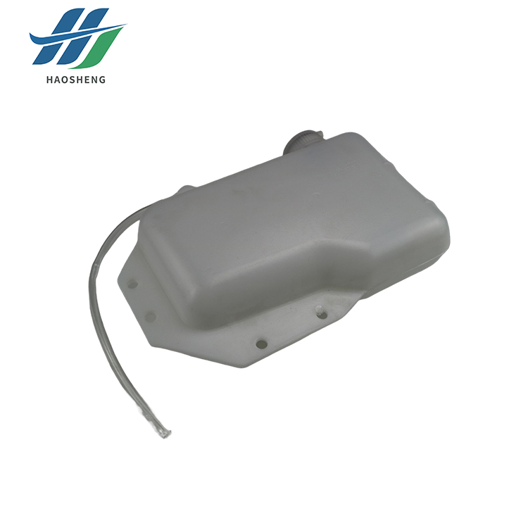 Auto Parts expansion tank For ISUZU Nkr77 Nkr55 4kh1 8-97205136-0