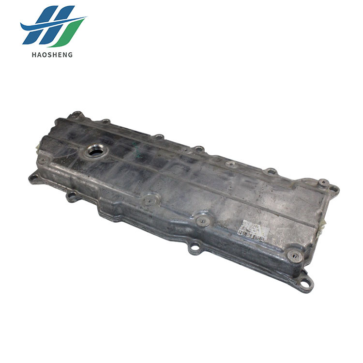 Auto Parts Cylinder Head Cover for Isuzu 700p 4HK1 8-97331361-0 