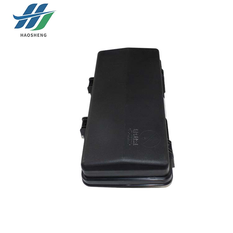 Auto Parts Relay Box Cover For ISUZU 700P 4HK1 8-98081367-0