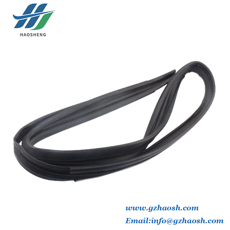 Auto Spare Parts  Front Seal Strip L For Isuzu 700P 4HK1 8-98029196-1 