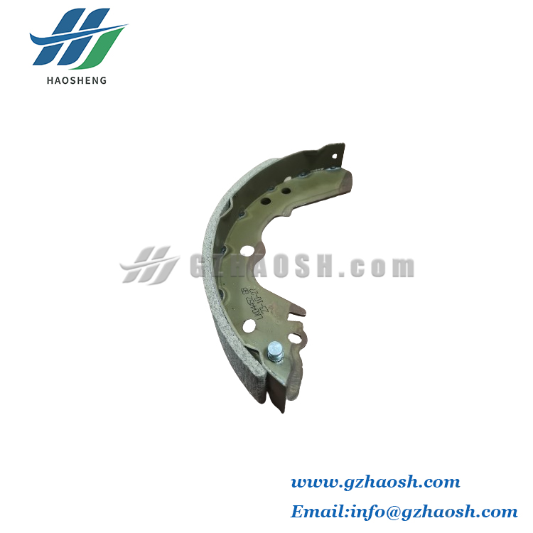 Auto Parts High Quality  BRAKE SHOES REAR K427 For Isuzu TFR LK04452