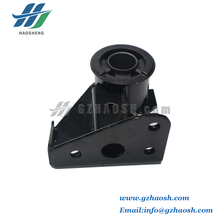 Car Parts 8-98074800-0 8980748000 Center Cab Mounting Bracket 8-98074799-0 8980747990 For ISUZU 700P 4HK1 