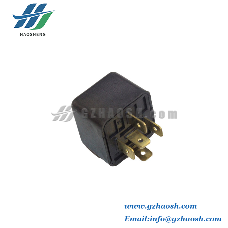  Truck Parts Automotive Relay Flasher Relay 5 PIN For Isuzu NKR 8970609261