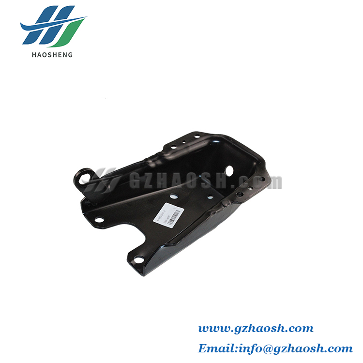 Auto Truck Spare Part  Leaf Spring Shackle Bracket Hanger for Isuzu 700p 4HK1 8-98015001-0