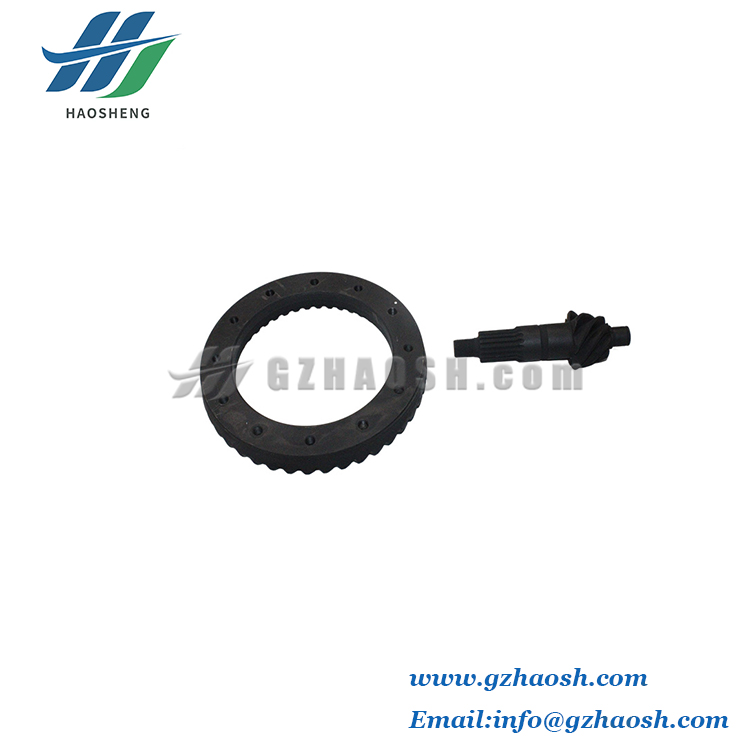 Auto Spare Parts Differential Gearbox Transmission Reduction Helical Bevel Gear for Isuzu Nkr57 8-97035455-1