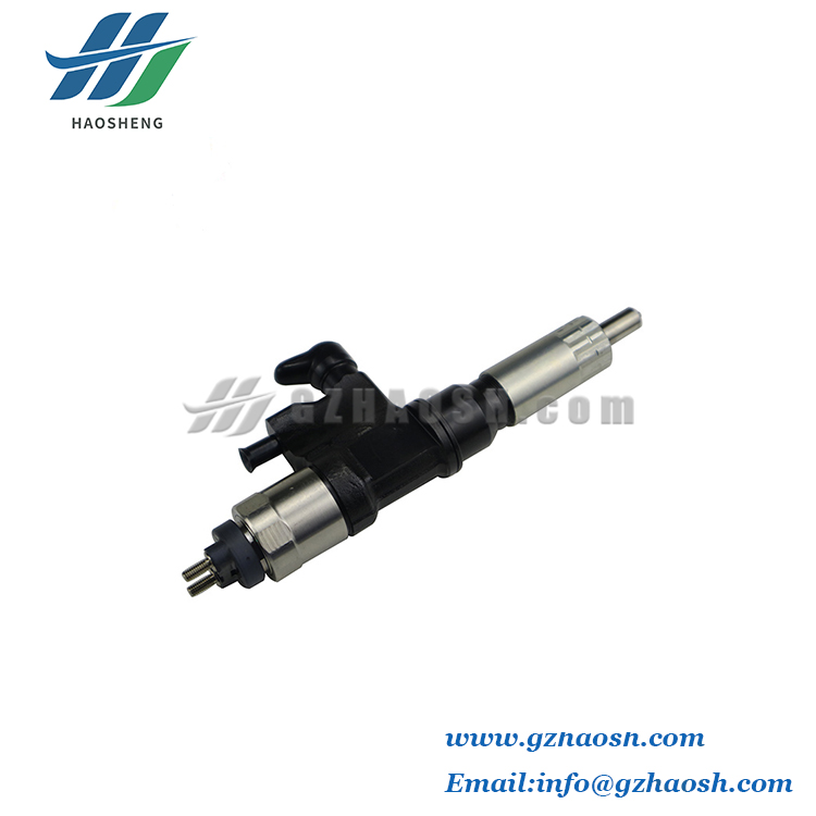 Auto Spare Parts Diesel Fuel Injector 8-97609788-1 Fuel Injector Nozzle for Isuzu 700p 4HK1