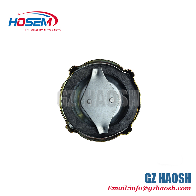 Isuzu Truck Parts Fuel Tank Filler Cap 1-22440028-0 1224400280 1-22440028-1 1224400281 For Isuzu FSR113 6BD1