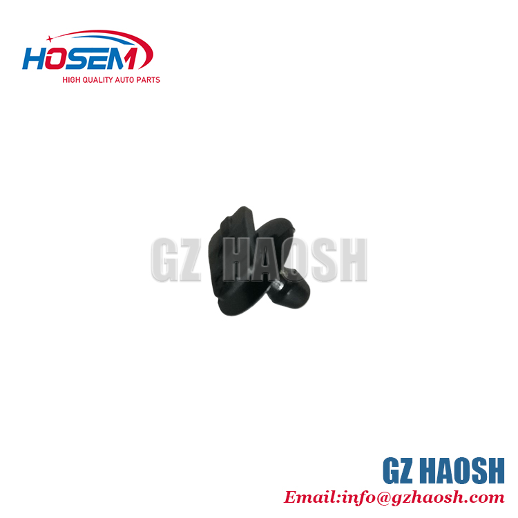 Isuzu Auto Parts Grille Corner Clip 8-97410739-0 Suitable For Isuzu 700P 4HK1