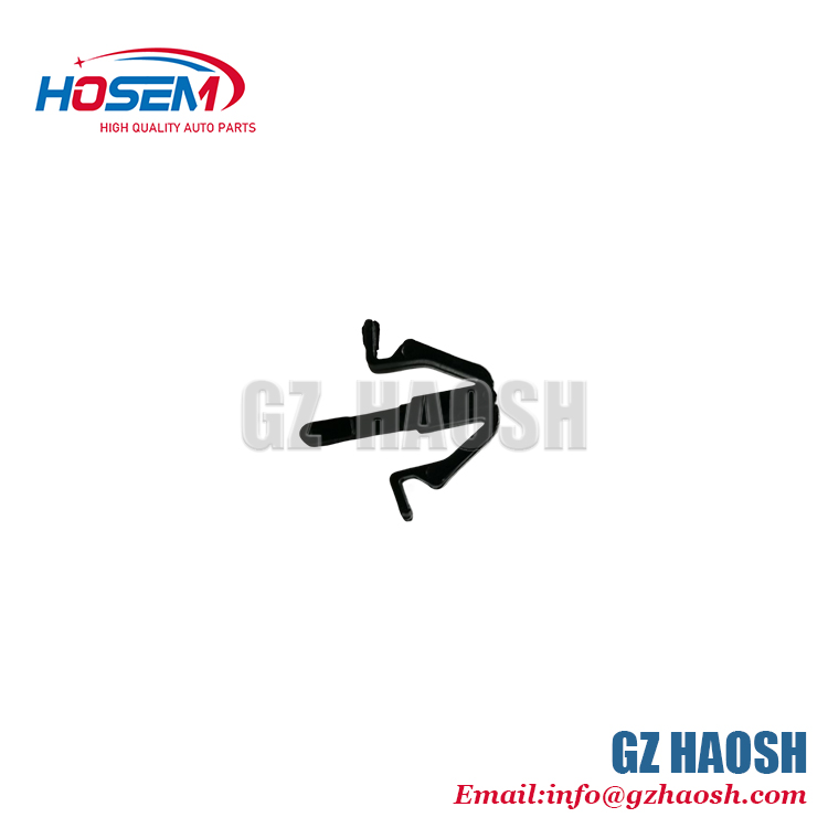 Isuzu Parts 8-98025698-0 8980256980 Grille Clip(B) Suitable For Isuzu NPR75 4HK1