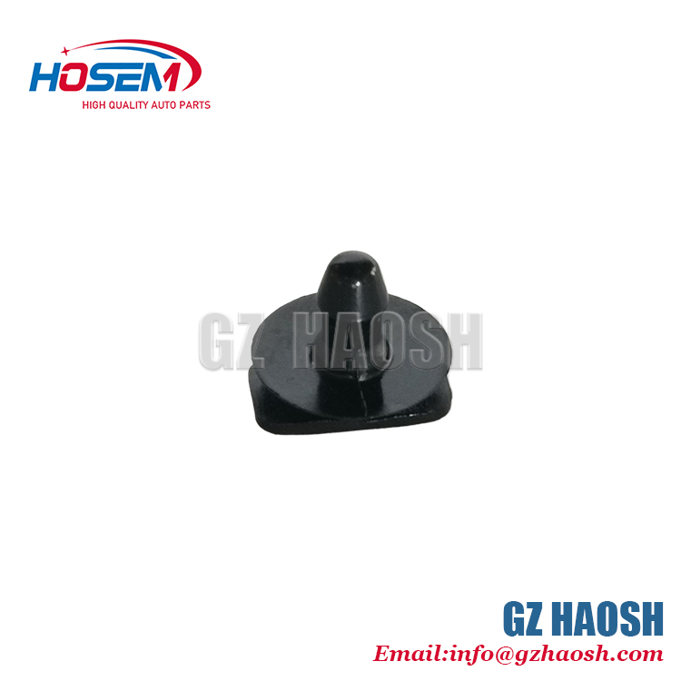 Isuzu Auto Parts Grille Corner Clip 8-97410739-0 Suitable For Isuzu 700P 4HK1