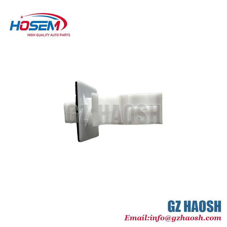 Isuzu Body Parts Plastic Pin (Spare Tire Carrier Lever) 8-97853077-0 Suitable For Isuzu NKR55 4JB1