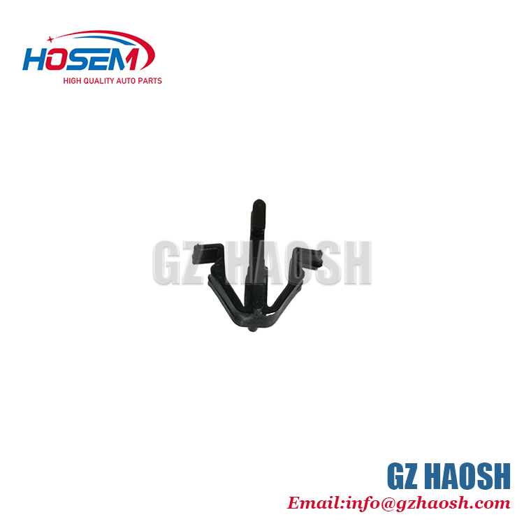 Isuzu Parts 8-98025698-0 8980256980 Grille Clip(B) Suitable For Isuzu NPR75 4HK1