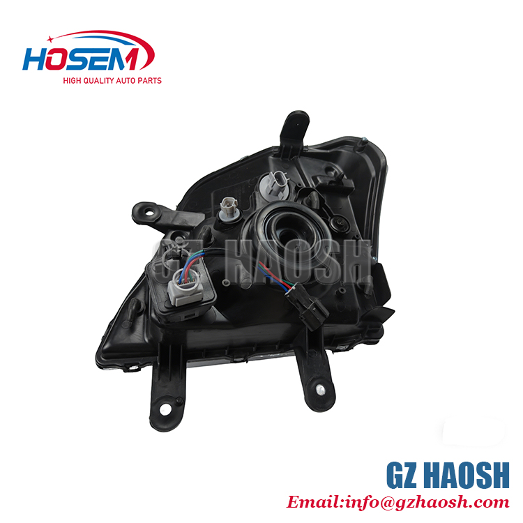 Isuzu DMAX Parts Right Head Lamp 3 Lamps with Motor 8-97302098-0 Suitable For Isuzu DMAX 2002
