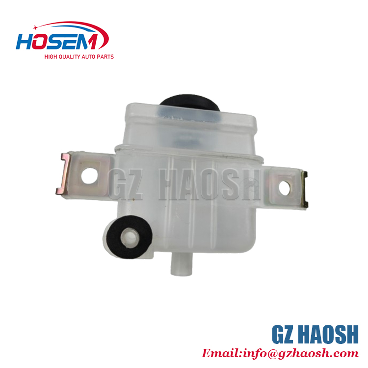 Isuzu Auto Parts Clutch Oil Tank 1-47530182-0 1475301820 Suitable For Isuzu FTR FSR Truck