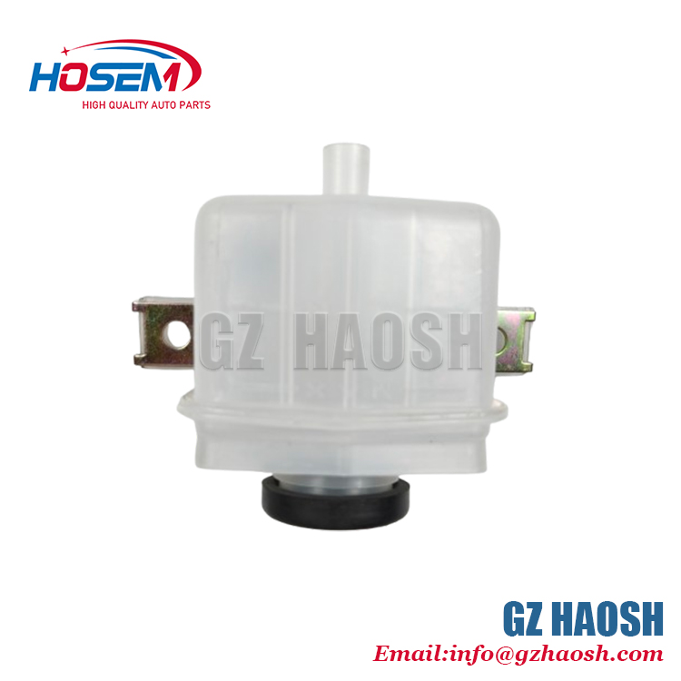 Isuzu Auto Parts Clutch Oil Tank 1-47530182-0 1475301820 Suitable For Isuzu FTR FSR Truck