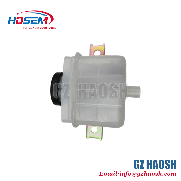 Isuzu Auto Parts Clutch Oil Tank 1-47530182-0 1475301820 Suitable For Isuzu FTR FSR Truck