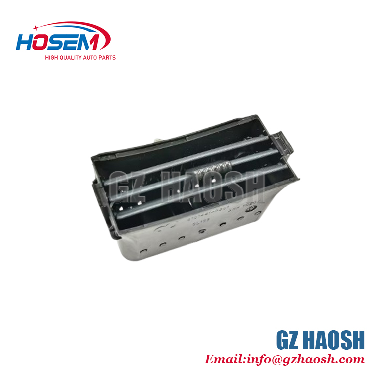 Isuzu Body Parts 8-98028562-2 8980285622 Air Outlet Side Grille Suitable For Isuzu 600P Truck