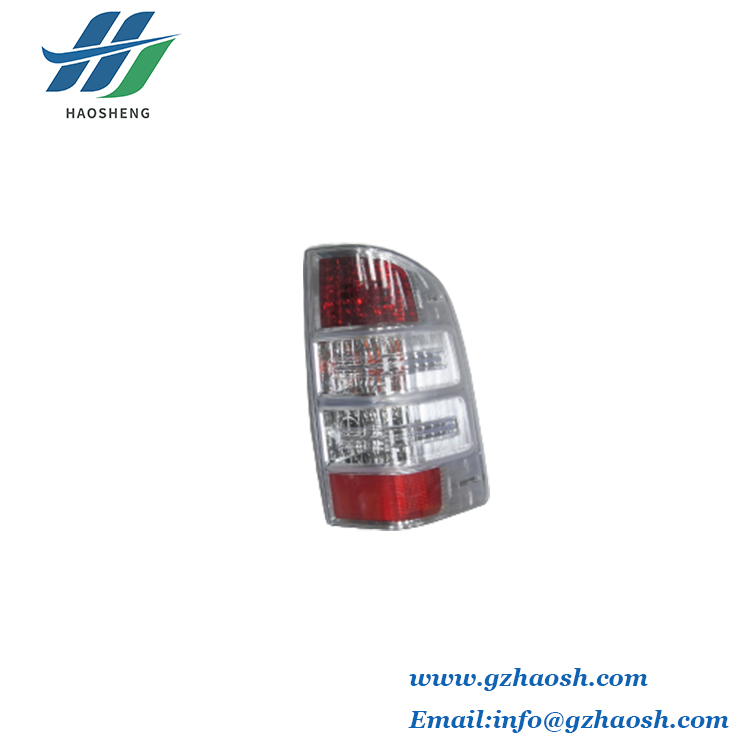 11 UA7G-51-150 尾灯 R   REAR LAMP   R  2009 - 副本